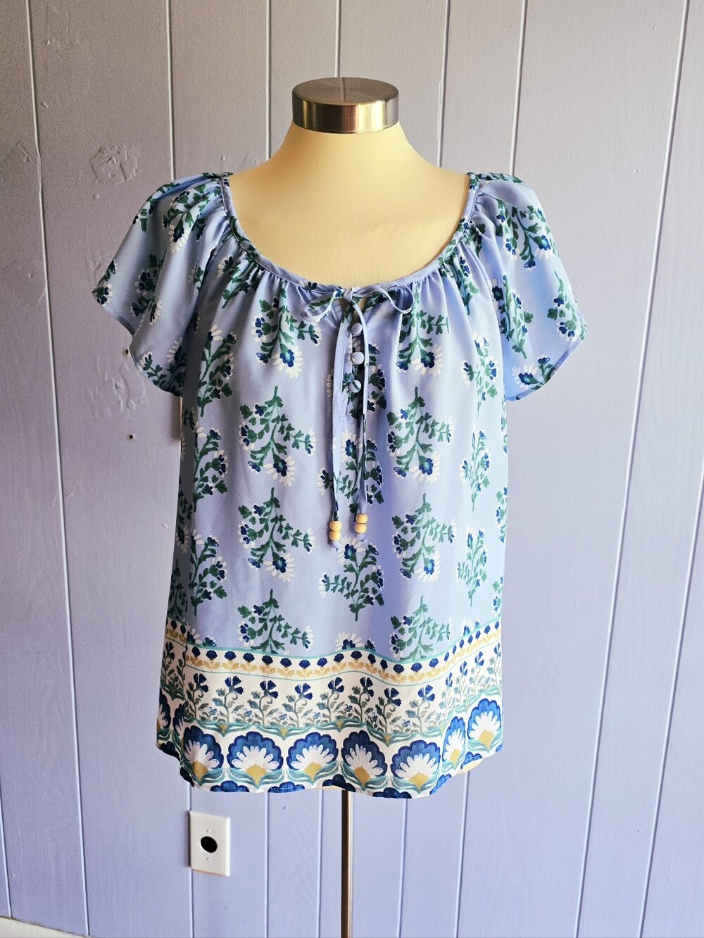 CeCe Womens Light Blue Boho Front Tie With Faux Wood Beads Details Floral